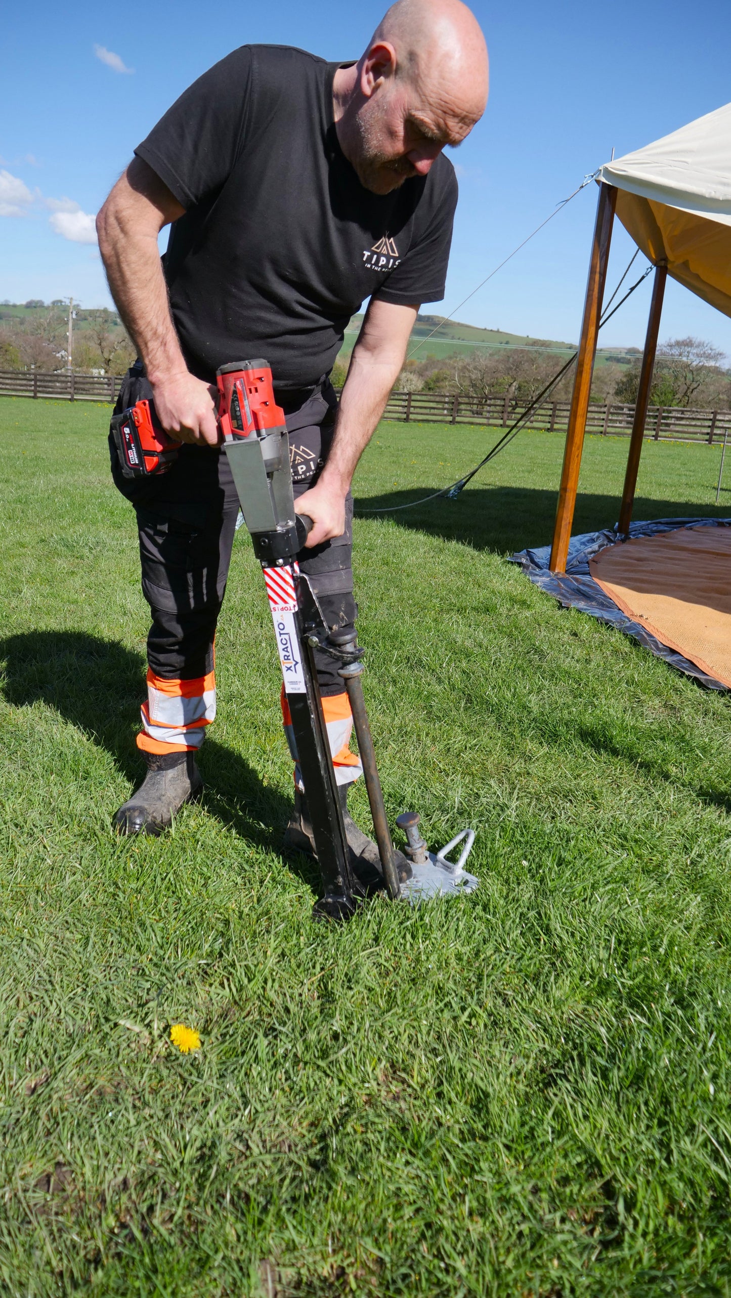 Xtracto: Impact Wrench-Powered Pin Puller (Body Only)